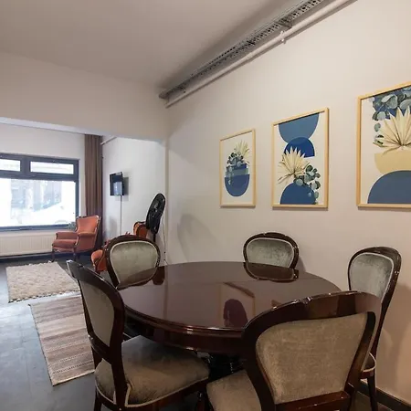 Eclectic 1br With Charm In The Heart Of Cihangir Apartamento