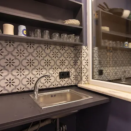 Apartamento Eclectic 1br With Charm In The Heart Of Cihangir Istambul