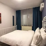 Eclectic 1br With Charm In The Heart Of Cihangir 아파트 이스탄불